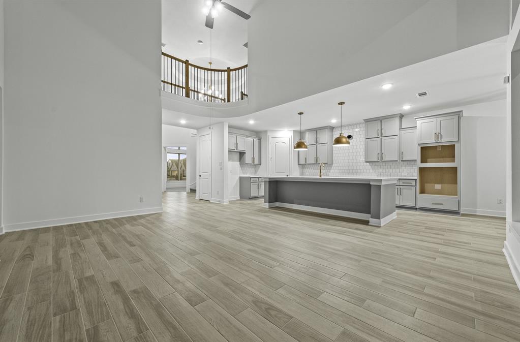 2803 Sweet Honey Lane