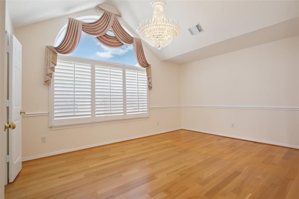 18415 Deer Crossing Drive, Humble, Texas image 12