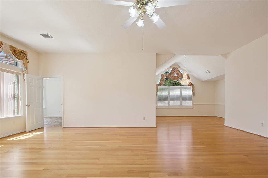 18415 Deer Crossing Drive, Humble, Texas image 3