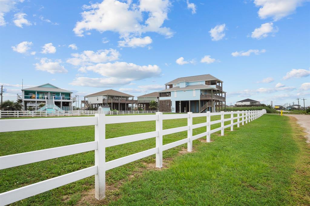 810 4th Street, Port Bolivar, Texas image 2