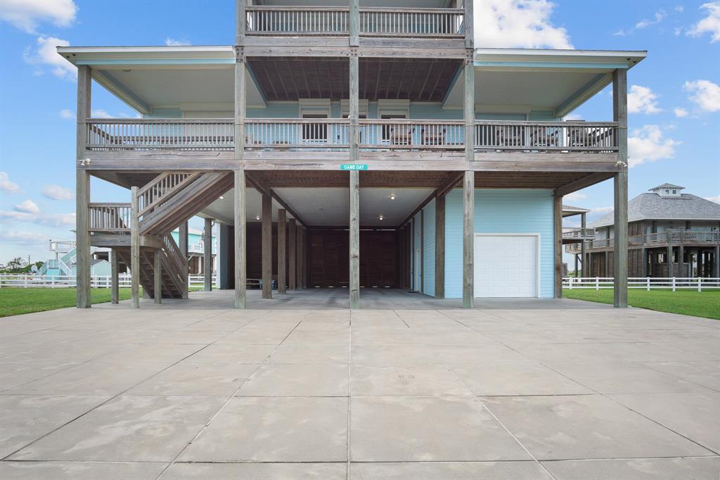 810 4th Street, Port Bolivar, Texas image 3