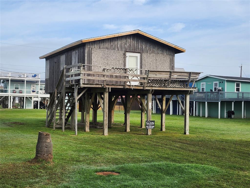 1218 Middle Dr, Surfside Beach, Texas image 3