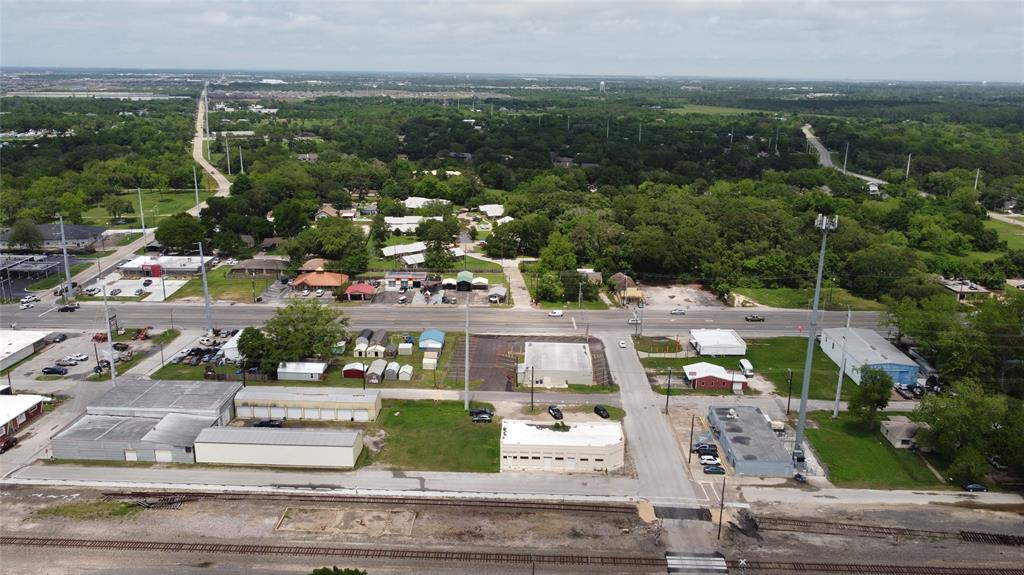 8002 N Martin Luther King Avenue, Hitchcock, Texas image 9