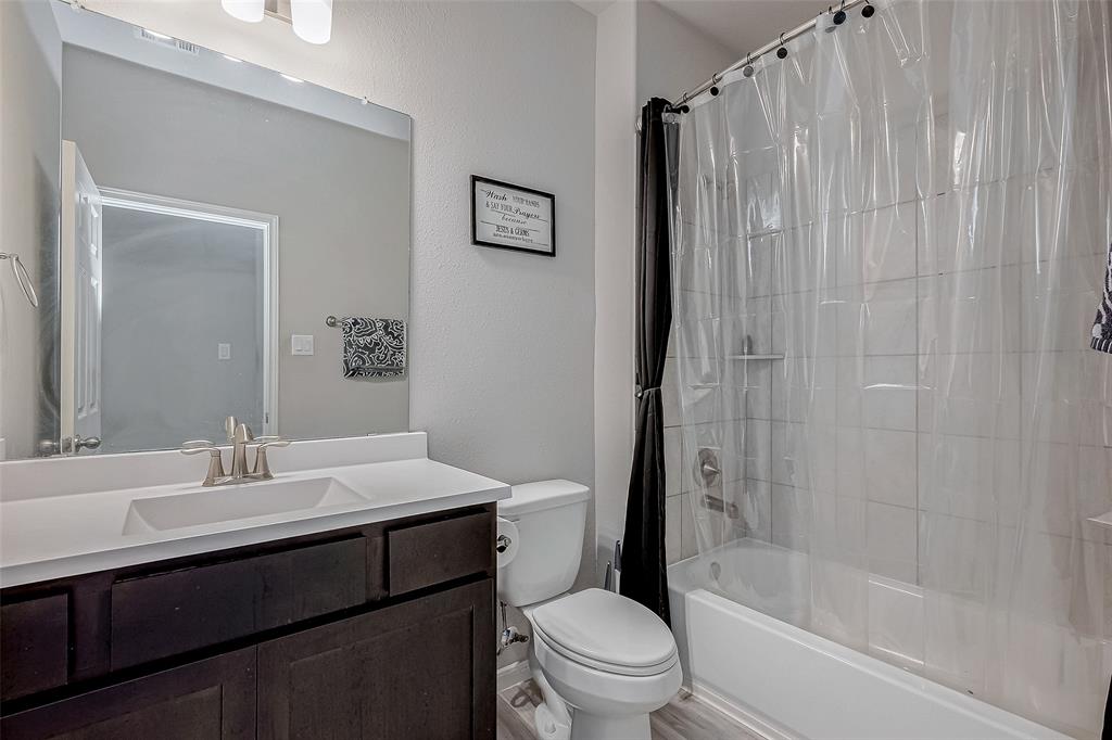 10519 Scrub Oak Drive, Rosharon, Texas image 31
