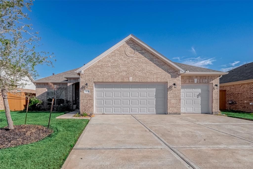 10519 Scrub Oak Drive, Rosharon, Texas image 3