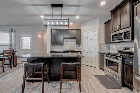 A home in Rosharon