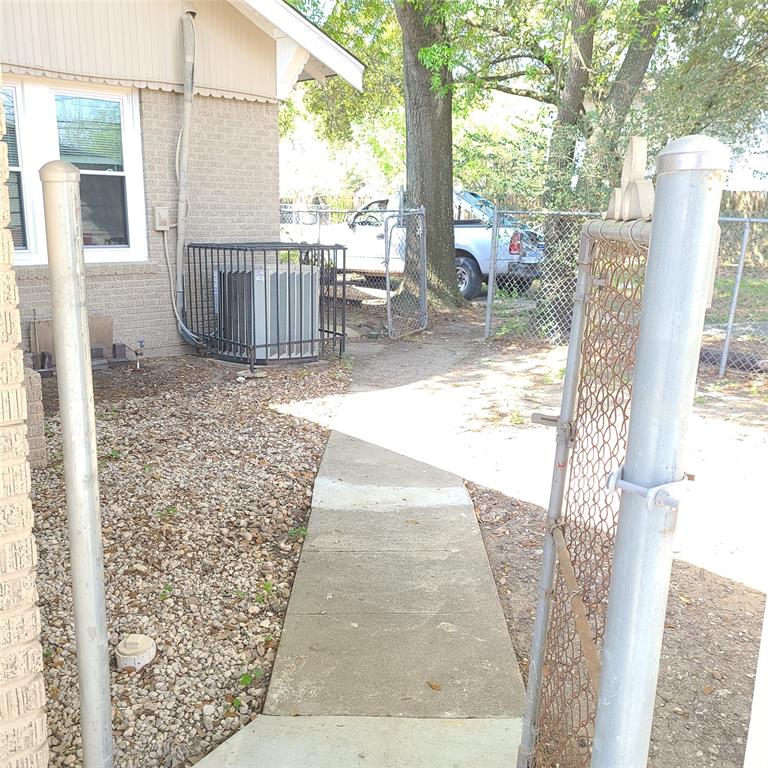1441 Lawson Street, Houston, Texas image 31