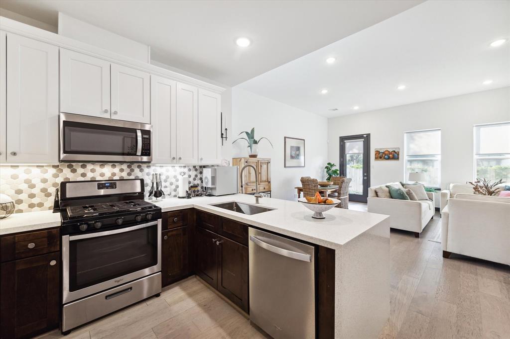 4435 Whitney Oak Lane, Houston, Texas image 7