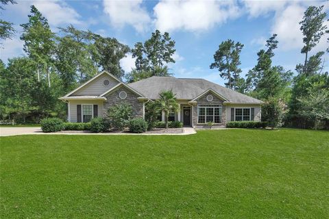 A home in Waller