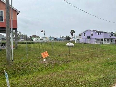 A home in Crystal Beach