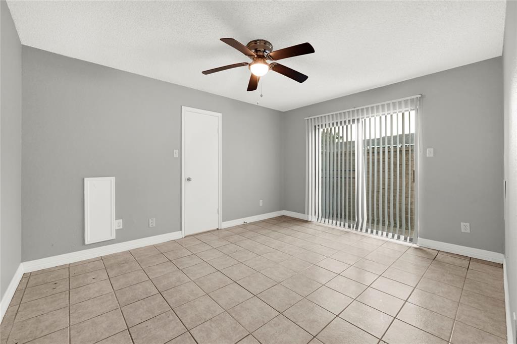 8385 Sands Point Drive #5, Houston, Texas image 4