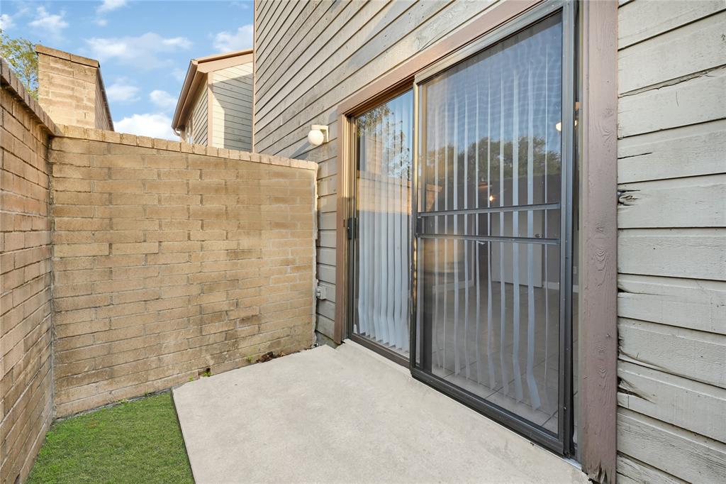 8385 Sands Point Drive #5, Houston, Texas image 6
