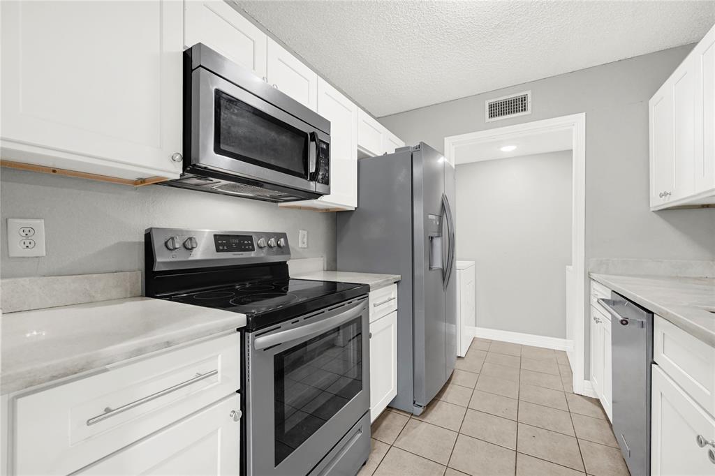 8385 Sands Point Drive #5, Houston, Texas image 3