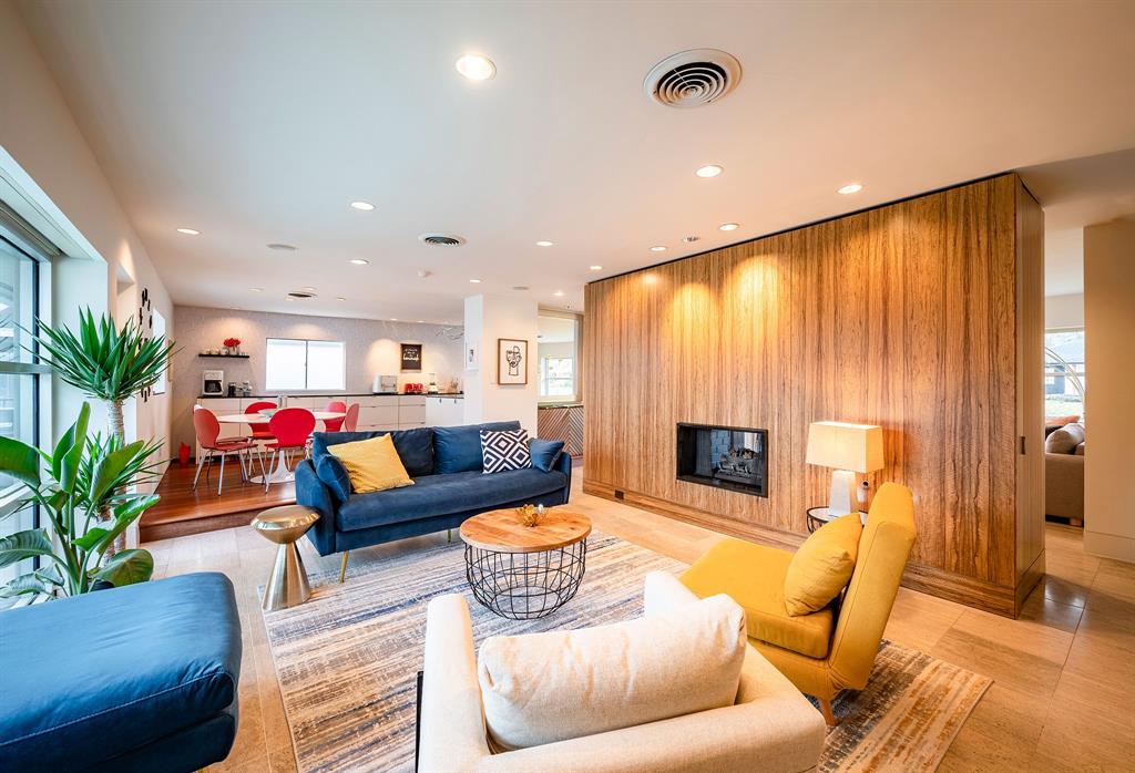 6119 Waltway Drive
