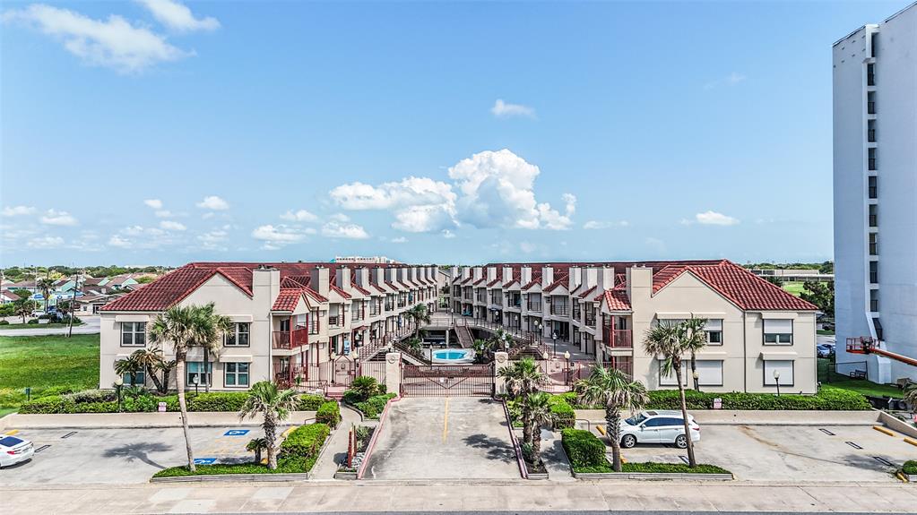 7312 Seawall Boulevard #103, Galveston, Texas image 25