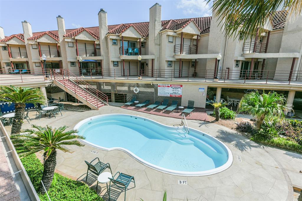 7312 Seawall Boulevard #103, Galveston, Texas image 3