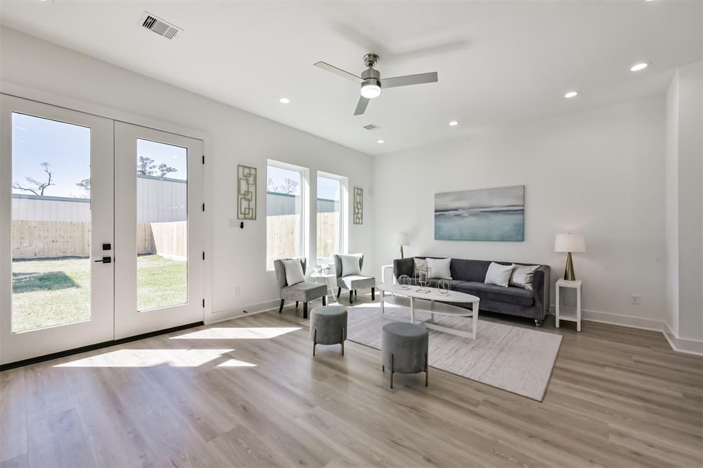 5009 Hardway Street, Houston, Texas image 8