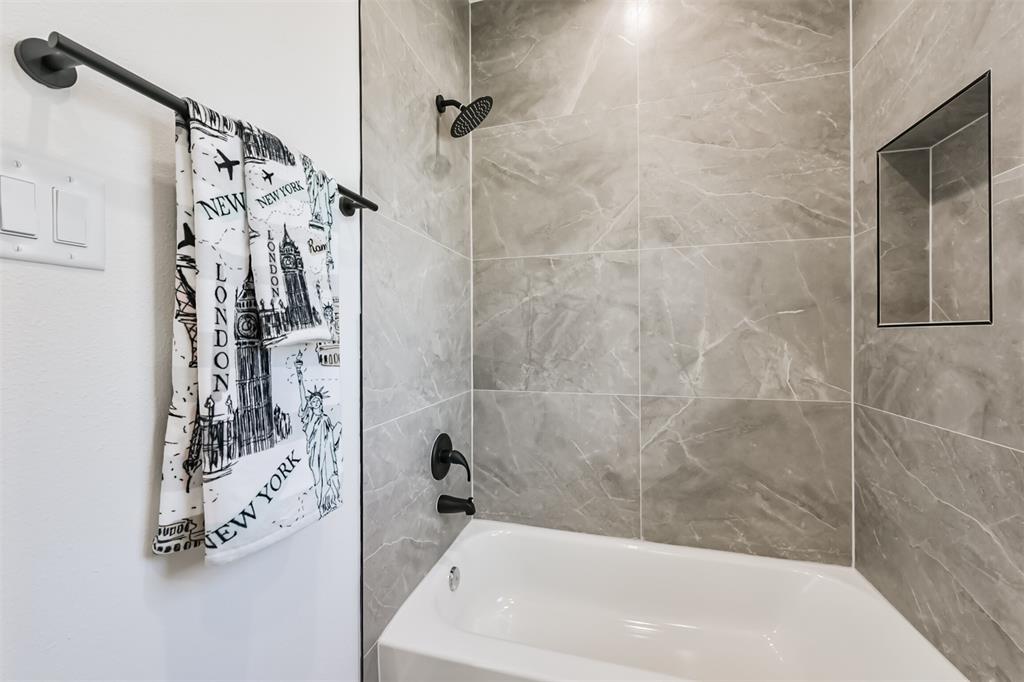 5009 Hardway Street, Houston, Texas image 32