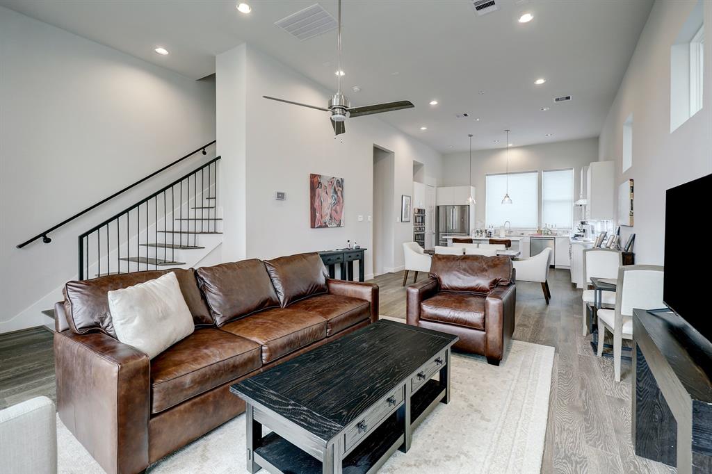 1203 Hickory Street #D, Houston, Texas image 9