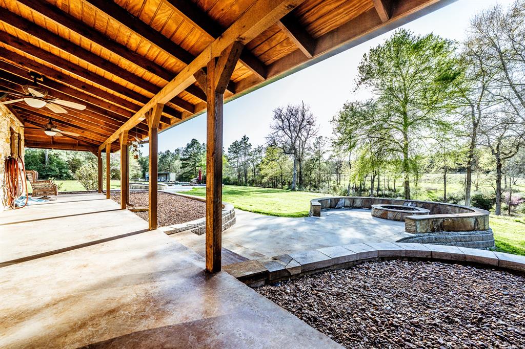 522 Round Prairie Rd Rd, Huntsville, Texas image 33