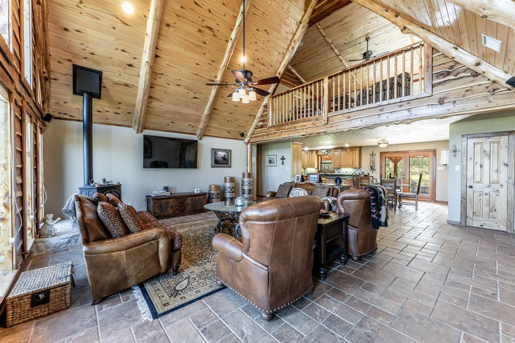 522 Round Prairie Rd Rd, Huntsville, Texas image 10