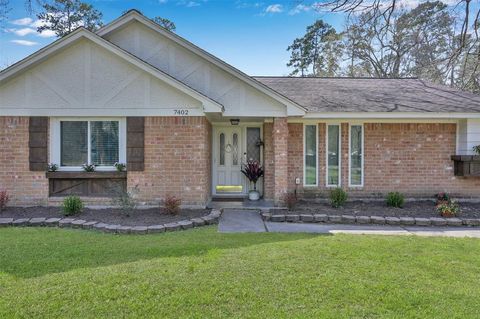 Single Family Residence in Magnolia TX 7402 Ramblewood Drive.jpg