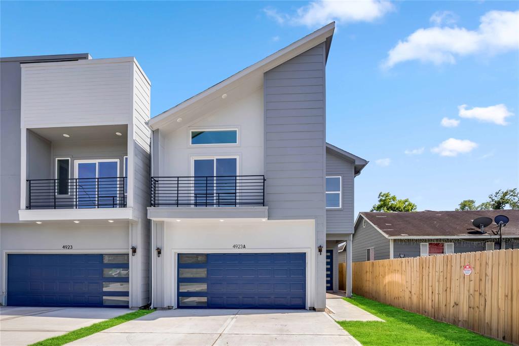 4923 Golden Forest Street #A, Houston, Texas image 2