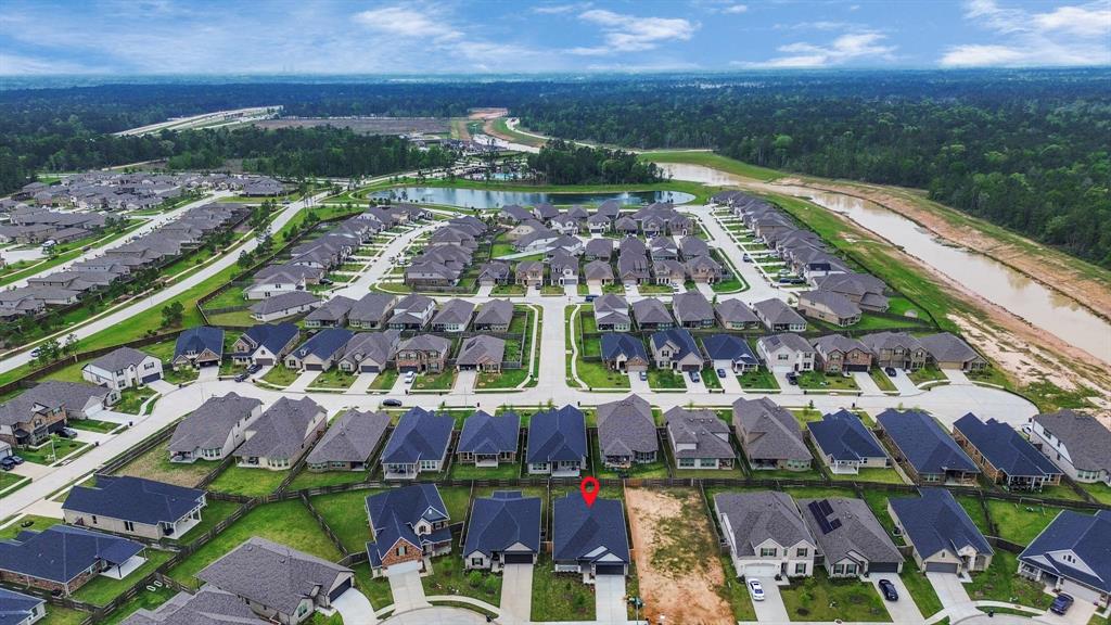 15885 Hayes Market Loop, Conroe, Texas image 9