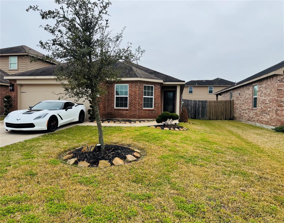 9811 Texas Cut Lane, Iowa Colony, Texas image 1