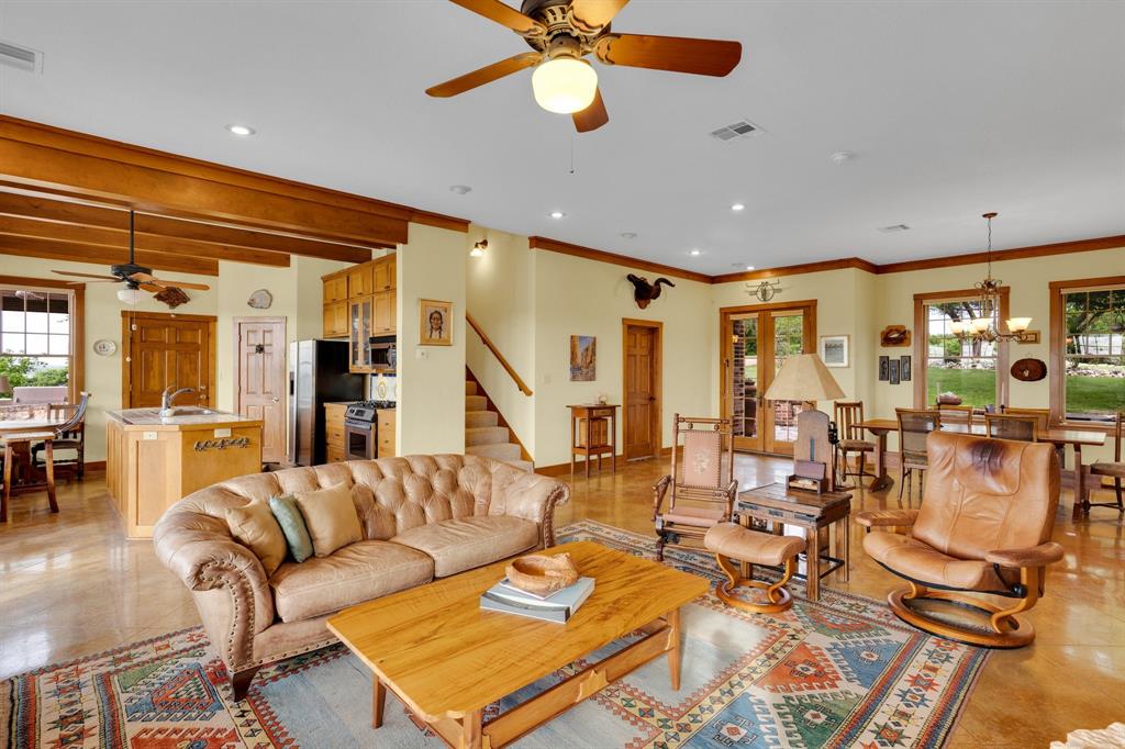 246 Private Road 1610, Clifton, Texas image 16