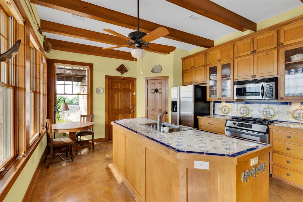 246 Private Road 1610, Clifton, Texas image 20