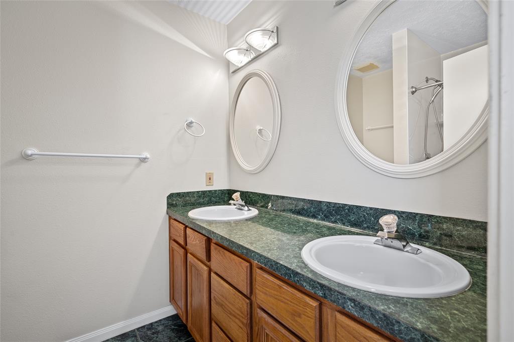 2021 Mission Street, Kemah, Texas image 13