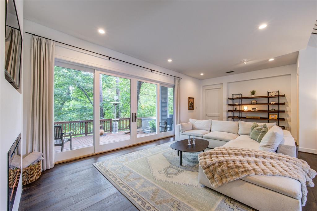 1121 Lashbrook Drive