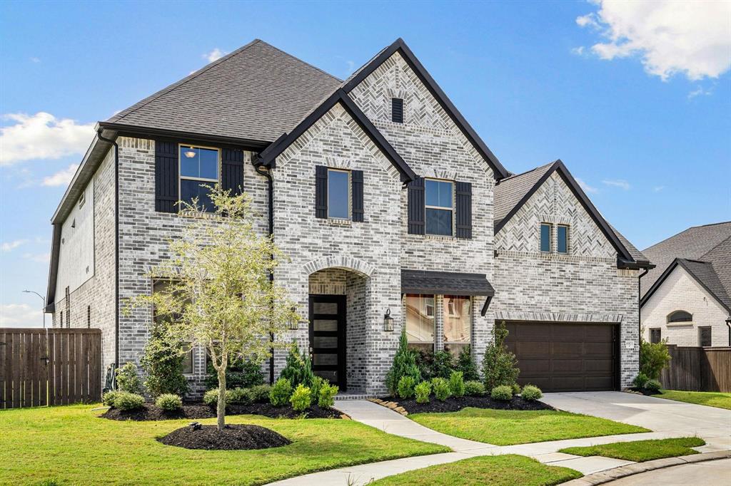 6903 Shoreline View Drive, Katy, Texas image 2