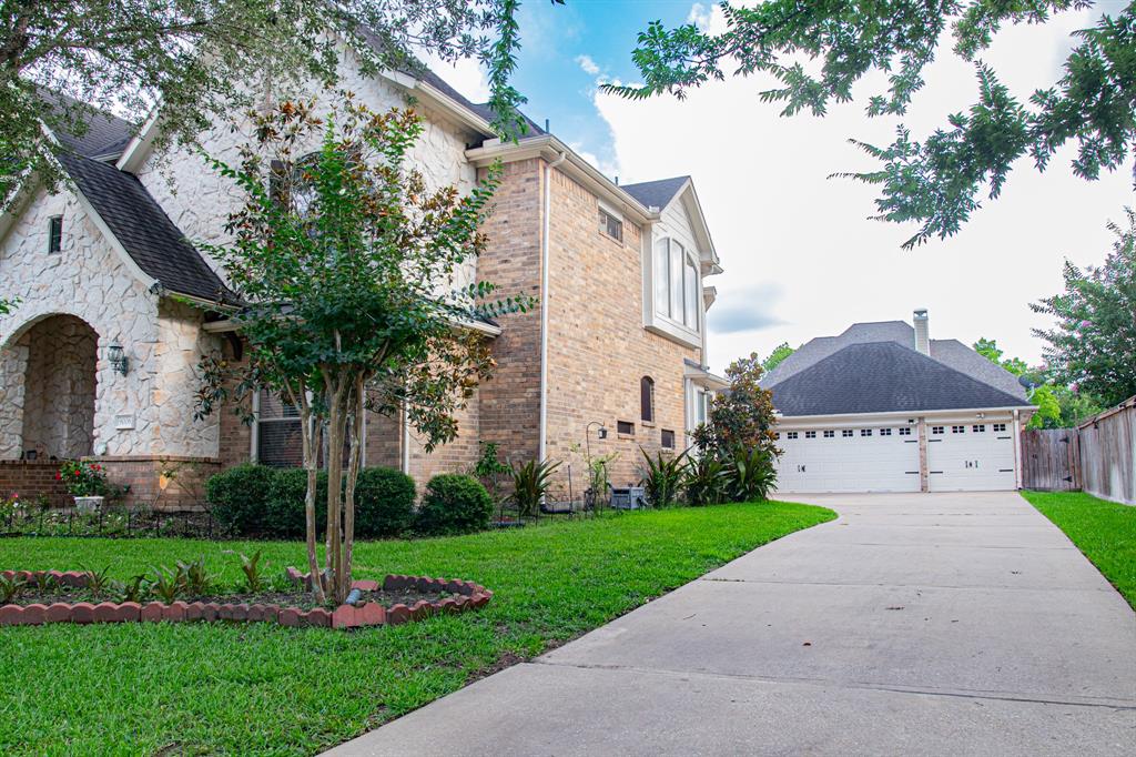 9006 Stones Throw Lane