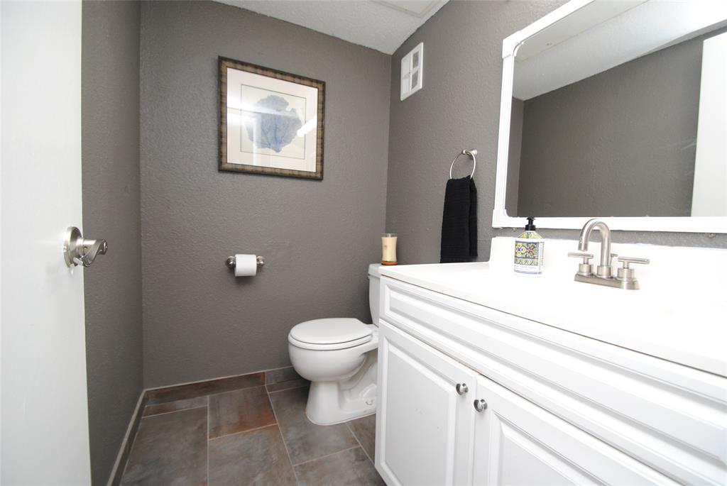 781 Country Place Drive #2084, Houston, Texas image 5