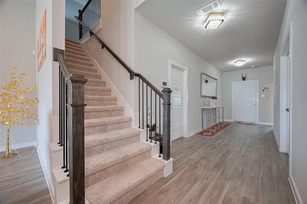 8619 Jetty Glen Drive, Cypress, Texas image 6