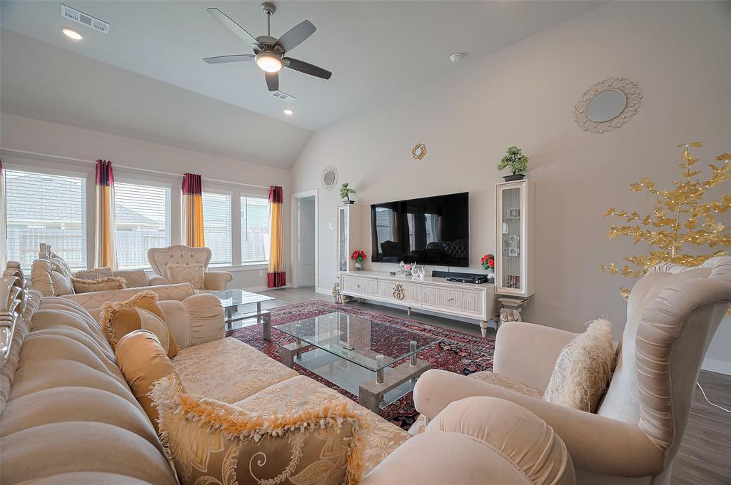 8619 Jetty Glen Drive, Cypress, Texas image 19