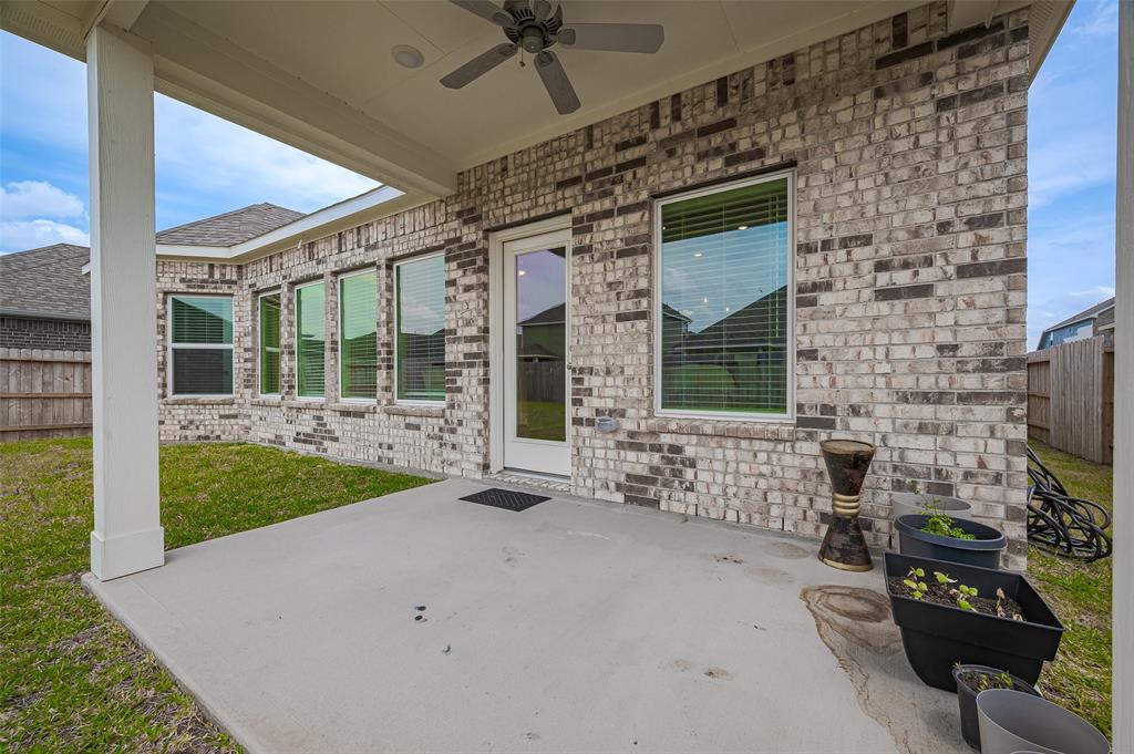 8619 Jetty Glen Drive, Cypress, Texas image 44