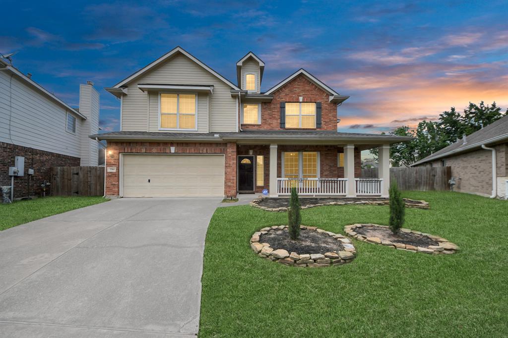 2304 Shadow Canyon Court, Pearland, Texas image 39
