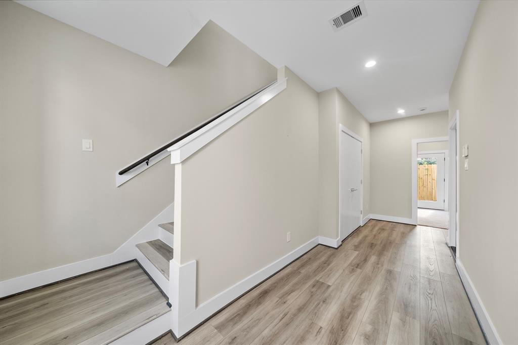 9 Wellford St Street #D, Houston, Texas image 3