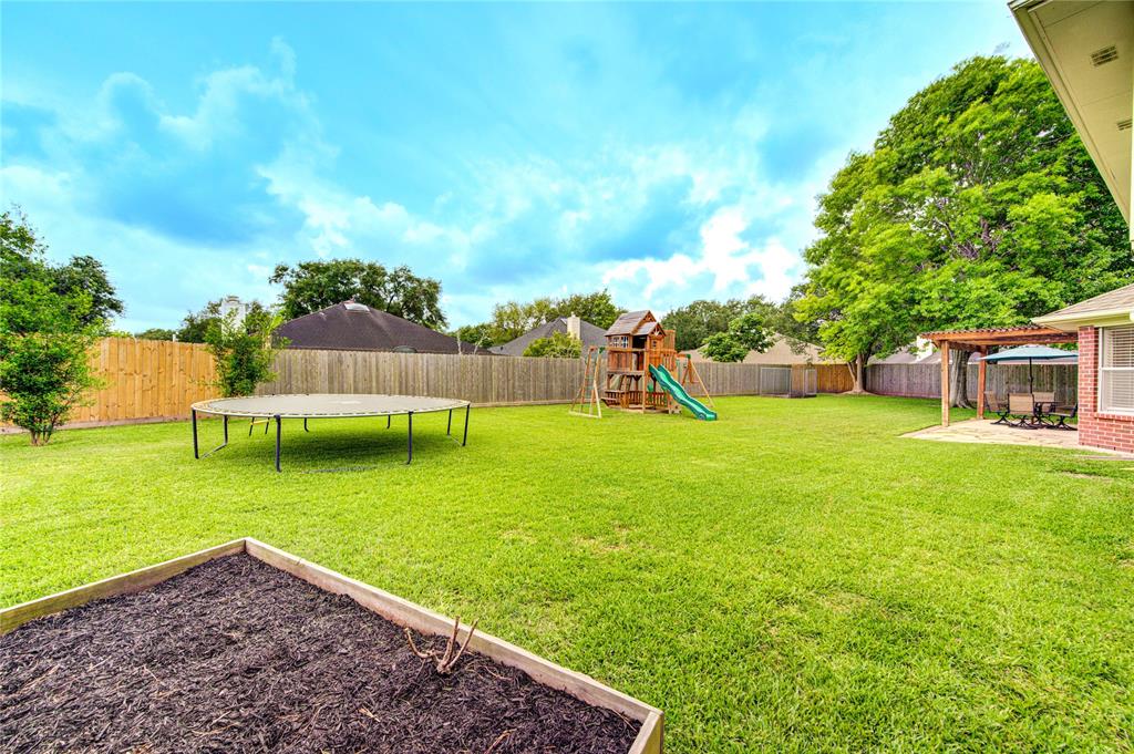 3109 Watercastle Court, League City, Texas image 4