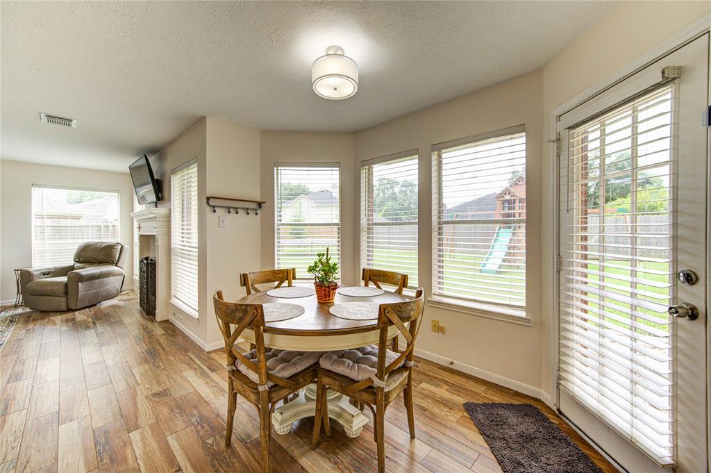 3109 Watercastle Court, League City, Texas image 22