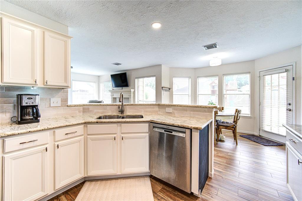 3109 Watercastle Court, League City, Texas image 25