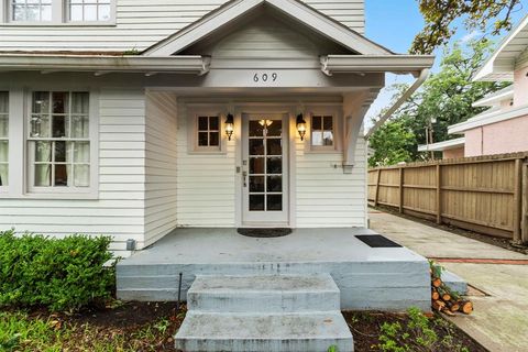 Single Family Residence in Houston TX 609 Sul Ross Street 2.jpg