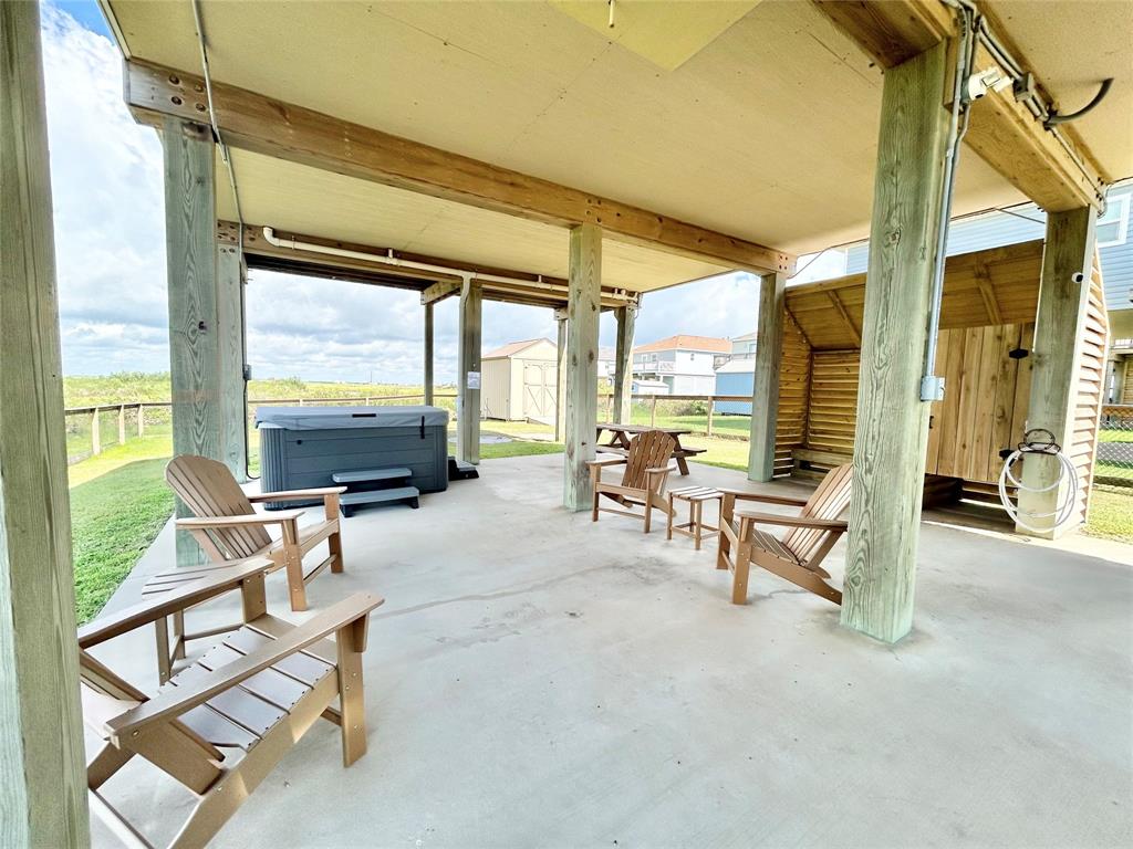 753 Bluewater Highway