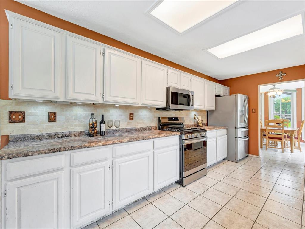 1418 Asbury Lane, Deer Park, Texas image 9