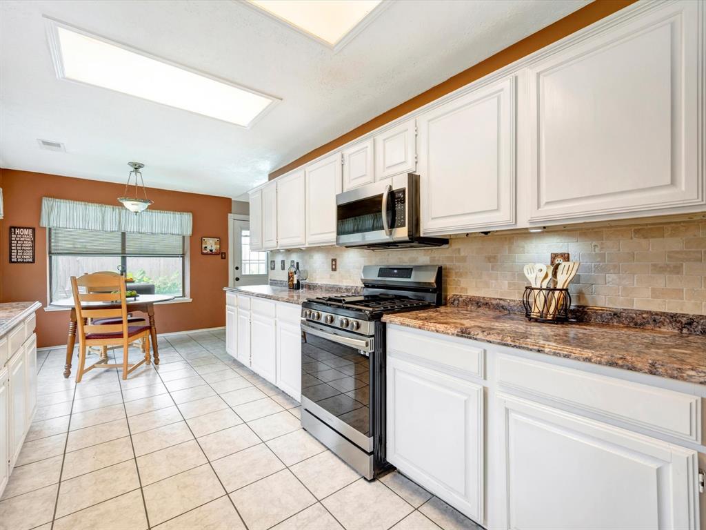 1418 Asbury Lane, Deer Park, Texas image 7