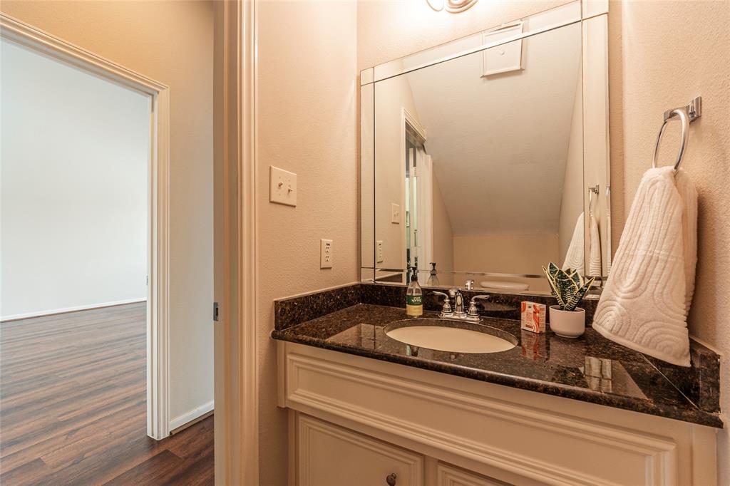 2505 Rockygate Lane, Friendswood, Texas image 37