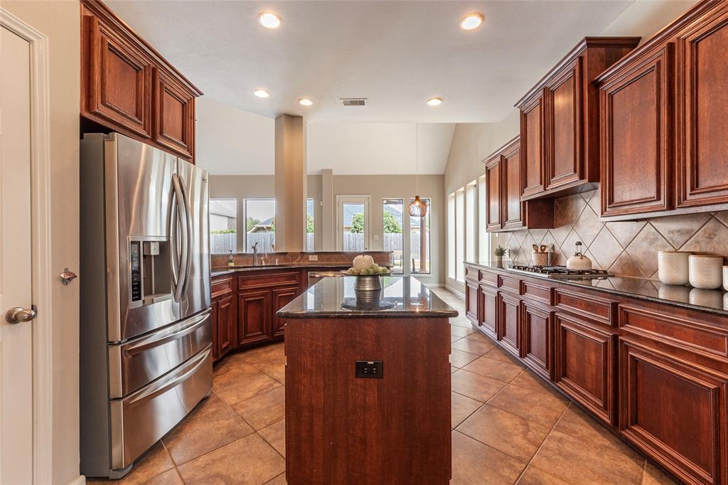 2505 Rockygate Lane, Friendswood, Texas image 20